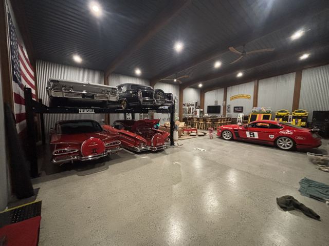 Custom Hardwood Bar & Entertainment Shed — photo 1, Curtain Constructions