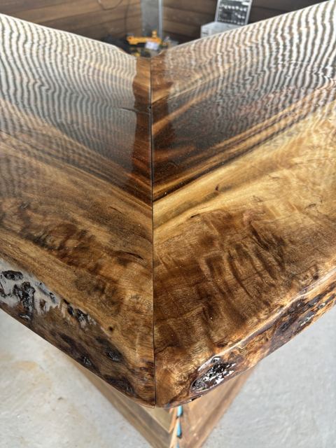 Custom Hardwood Bar & Entertainment Shed — photo 7, Curtain Constructions