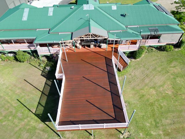Deck and pergola project by Curtain Constructions